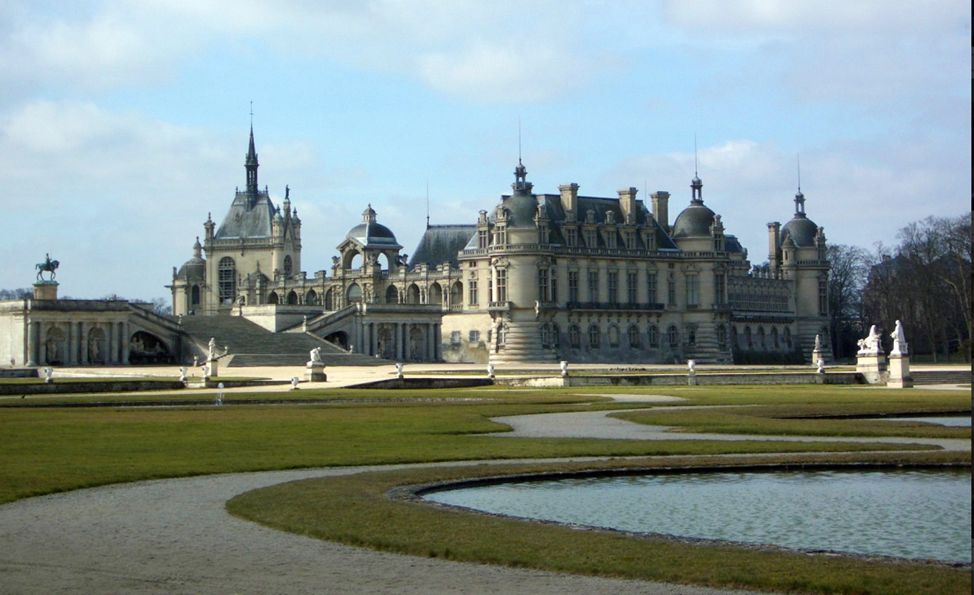 Замок Шантийи (Château de Chantilly)